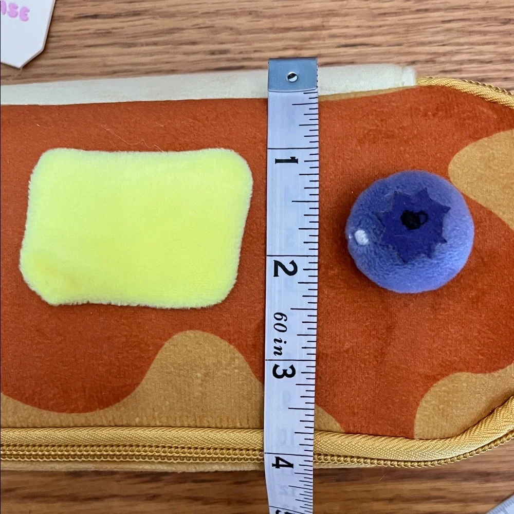 NWT Primark Pancake Pencil Case - Picture 7 of 7